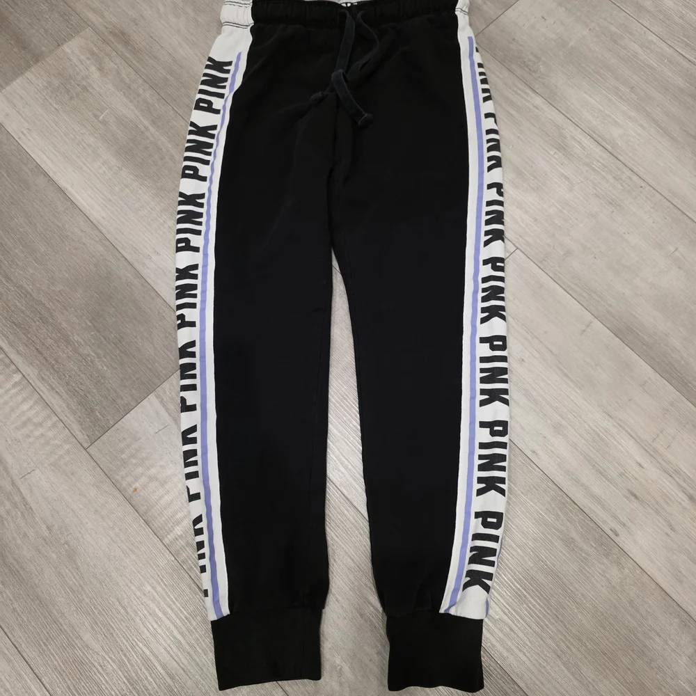 Victoria’s Secret PINK Joggers Black Logo Side Stripe Sweatpants - Picture 2 of 6